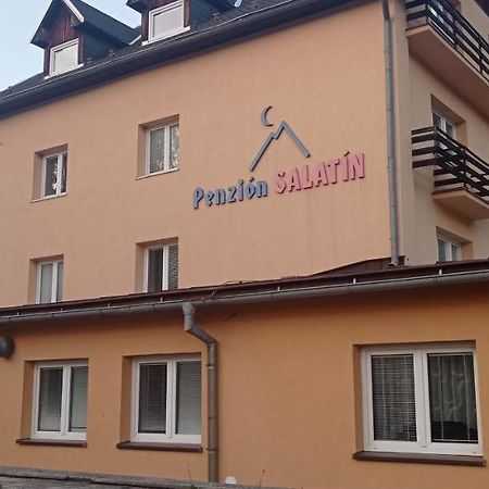 Salatin Hotel Rózsahegy Kültér fotó