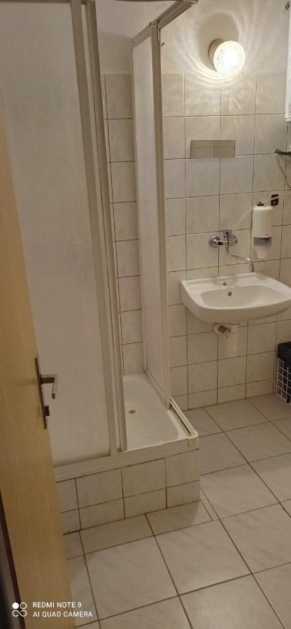 Salatin Hotel Rózsahegy Kültér fotó