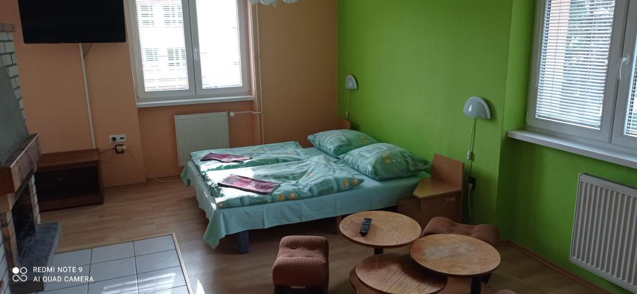 Salatin Hotel Rózsahegy Kültér fotó