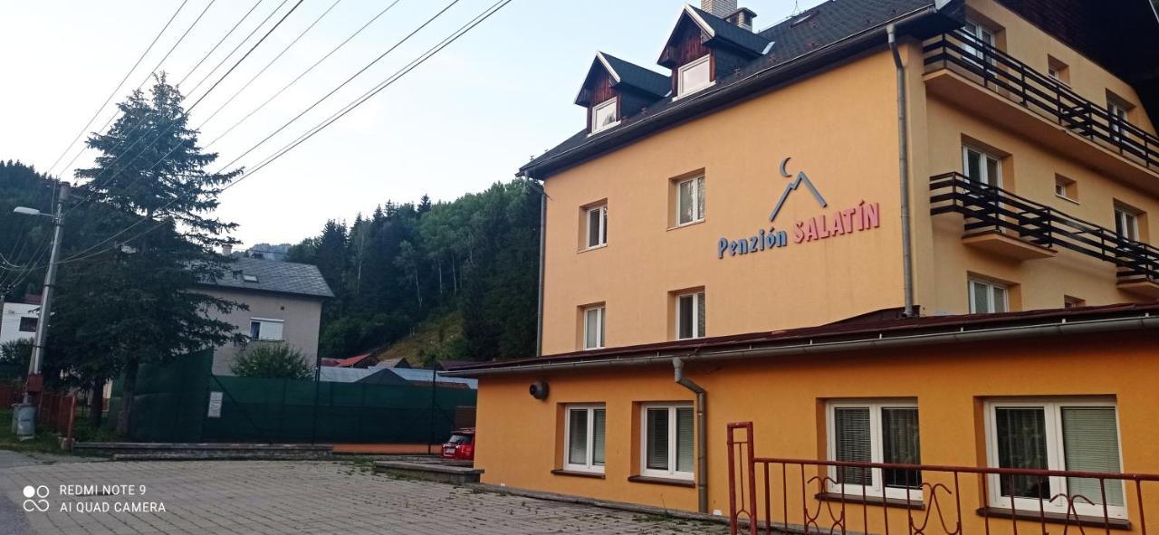 Salatin Hotel Rózsahegy Kültér fotó